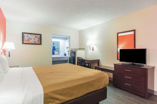 Econo Lodge Laurel image 17